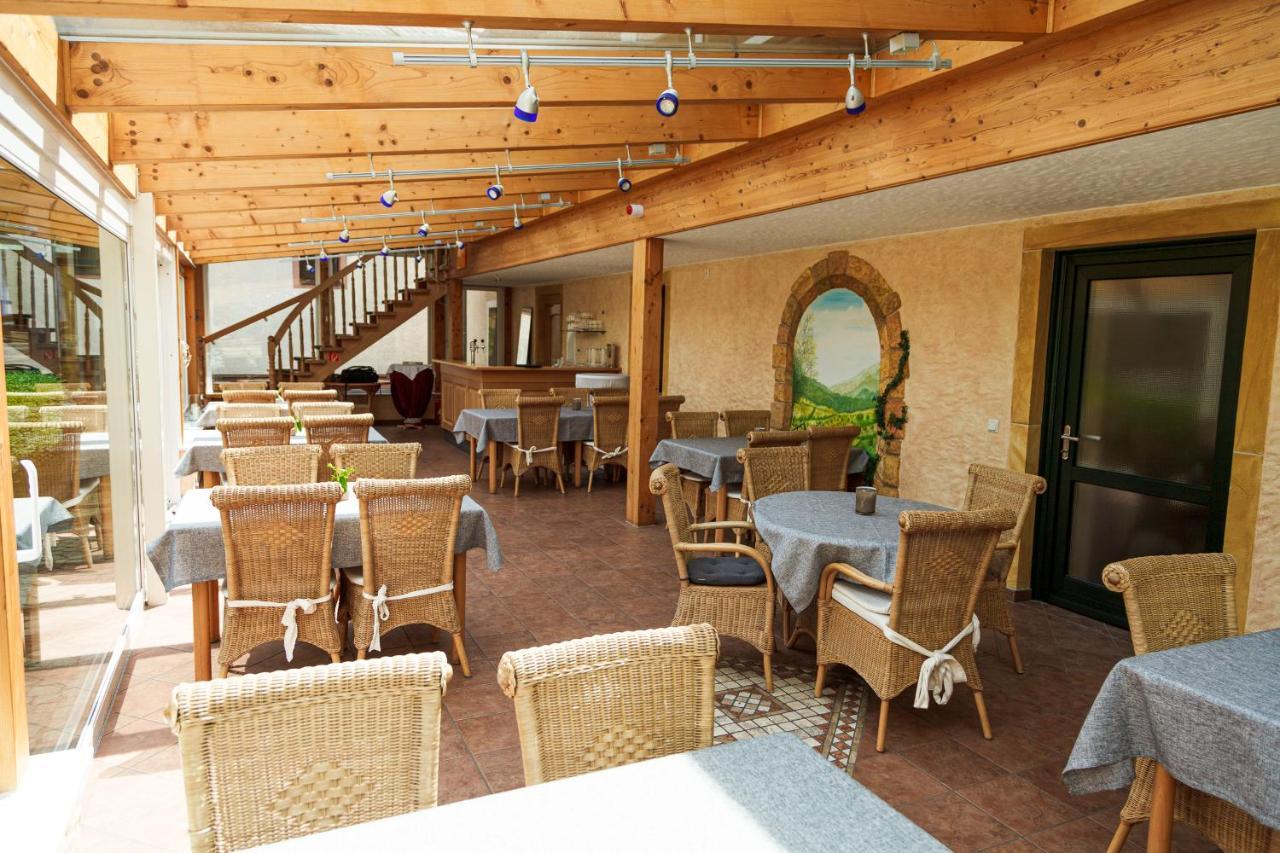Hotel Fronhof Mettendorf Esterno foto