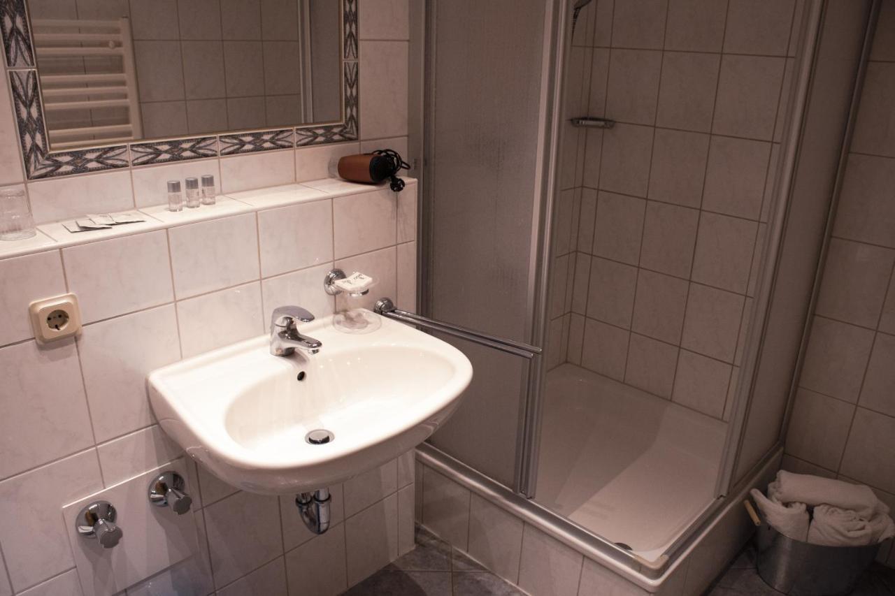 Hotel Fronhof Mettendorf Esterno foto